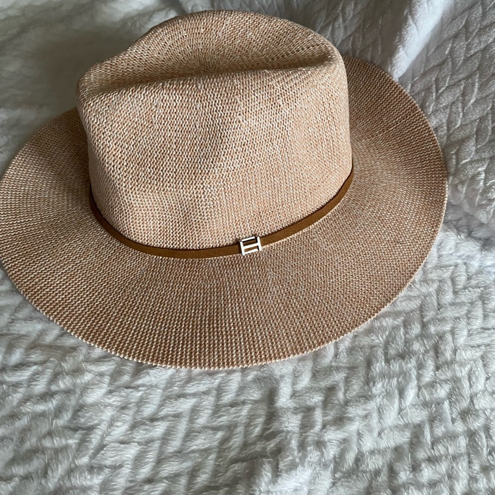 Halston fedora hat nwot